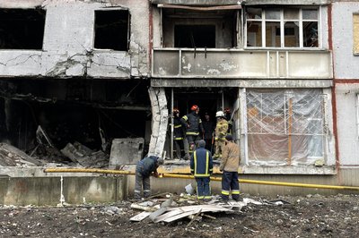 Метробудівників Метробудівників