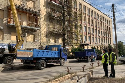 У центрі Харкова пошкоджені 111 будівель. Як усувають наслідки ракетних ударів РФ
