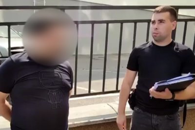 Затримання чоловіка, якого підозрюють у крадіжці Затримання чоловіка, якого підозрюють у крадіжці