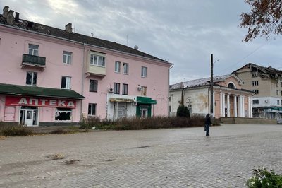 Площа в Ізюмі Площа в Ізюмі
