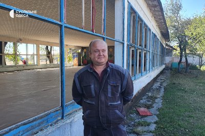 Відсутність туризму та ракетні удари: як живе громада Одещини поряд з островом Зміїний Відсутність туризму та ракетні удари: як живе громада Одещини поряд з островом Зміїний
