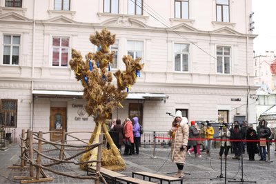 Різдвяний дідух у Львові, 24 грудня 2023 рік