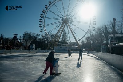 Одеса сонячна та засніжена: який вигляд має місто після негоди. Фоторепортаж Одеса сонячна та засніжена: який вигляд має місто після негоди. Фоторепортаж