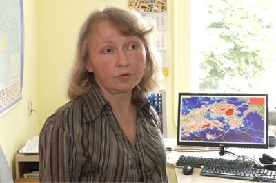 Синоптикиня Леся Пасічник Синоптикиня Леся Пасічник