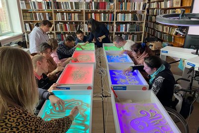 “Книжковий релакс, психологічна підтримка та бібліотерапія”: як у Вінниці реалізовують соціальний проєкт “Книжковий релакс, психологічна підтримка та бібліотерапія”: як у Вінниці реалізовують соціальний проєкт