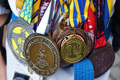В Ужгороді близько 950 спортсменів взяли участь у «Ході чемпіонів» В Ужгороді близько 950 спортсменів взяли участь у «Ході чемпіонів»