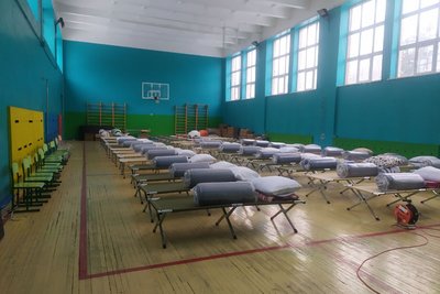 У Вишневому ліквідовують наслідки ракетної атаки. Постраждалим забезпечили ночівлю та харчування У Вишневому ліквідовують наслідки ракетної атаки. Постраждалим забезпечили ночівлю та харчування