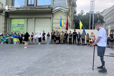 "Навіки в строю": в Одесі відбулась акція вшанування пам'яті загиблих героїв "Навіки в строю": в Одесі відбулась акція вшанування пам'яті загиблих героїв