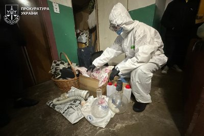 Троє жителів Житомира виготовляли і збували амфетамін – чоловікам повідомили про підозру Троє жителів Житомира виготовляли і збували амфетамін – чоловікам повідомили про підозру