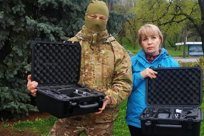 Волонтери допомагають військовим Волонтери допомагають військовим