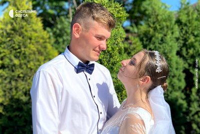 Рятував людей після підриву Каховської ГЕС й ледве встиг на своє весілля: історія водолаза з Одещини Рятував людей після підриву Каховської ГЕС й ледве встиг на своє весілля: історія водолаза з Одещини