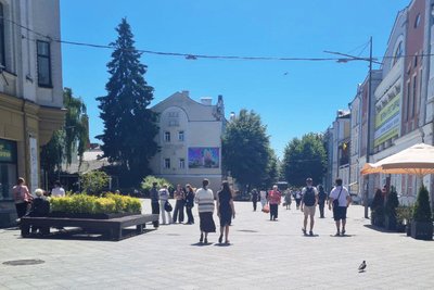 На Житомирщині очікується спекотна погода: яку температуру прогнозують синоптики На Житомирщині очікується спекотна погода: яку температуру прогнозують синоптики