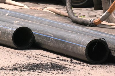У Харкові водяники обстежують труби за допомогою нового приладу, який дозволяє не розривати ями. Як це працює У Харкові водяники обстежують труби за допомогою нового приладу, який дозволяє не розривати ями. Як це працює