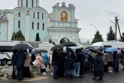 Розпочалися виконавчі дії в Успенському соборі на Волині: на місці працює поліція