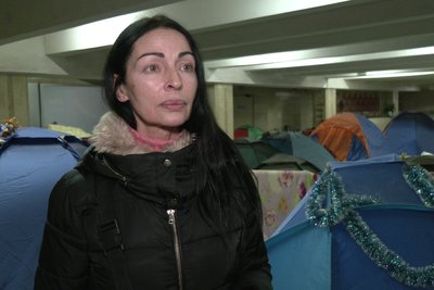 У Харкові виселяють людей, які укривалися у метро з весни У Харкові виселяють людей, які укривалися у метро з весни
