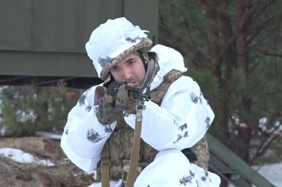 На Житомирщині 46 бригада ДШВ провела інтенсив з військової підготовки для цивільних