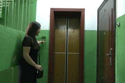 У десятиповерхівці Житомира пів року не працює ліфт — що сталося У десятиповерхівці Житомира пів року не працює ліфт — що сталося