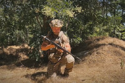 "Пішов служити за батьківщину": історія військового, який брав участь в обороні Харкова "Пішов служити за батьківщину": історія військового, який брав участь в обороні Харкова