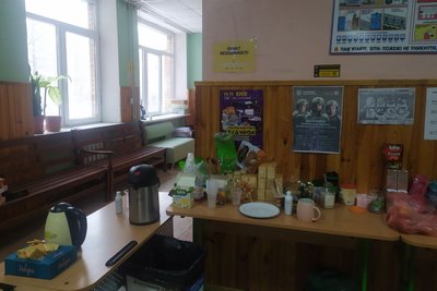У Вишневому ліквідовують наслідки ракетної атаки. Постраждалим забезпечили ночівлю та харчування У Вишневому ліквідовують наслідки ракетної атаки. Постраждалим забезпечили ночівлю та харчування