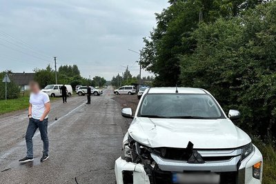 ДТП на Житомирщині: авто зіткнулося зі скутером, водійка загинула ДТП на Житомирщині: авто зіткнулося зі скутером, водійка загинула