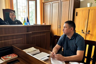 Справа Попільнянського стрілка: суд в Житомирі залишив обвинуваченого під нічним домашнім арештом Справа Попільнянського стрілка: суд в Житомирі залишив обвинуваченого під нічним домашнім арештом