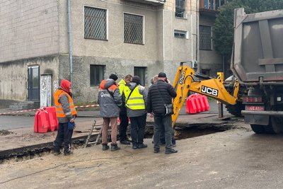 До кінця року в Бердичеві на Житомирщині мають завершити ремонт насосних станцій і мереж водоканалу До кінця року в Бердичеві на Житомирщині мають завершити ремонт насосних станцій і мереж водоканалу