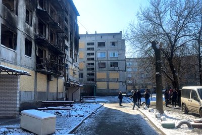У Добропіллі обстежують будинки після обстрілу проти ночі 8 березня: чи визнають зруйнованими У Добропіллі обстежують будинки після обстрілу проти ночі 8 березня: чи визнають зруйнованими