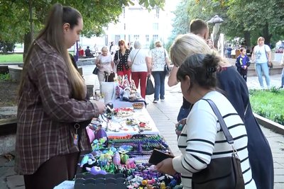 На Житомирщині відкрили скульптурну композицію Кузьмі Скрябіну На Житомирщині відкрили скульптурну композицію Кузьмі Скрябіну
