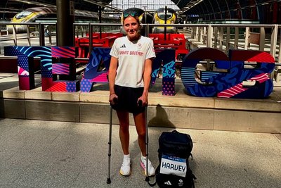 "Не могла здатися". Бігунка з Великої Британії подолала марафон Олімпіади-2024 зі зламаною ногою "Не могла здатися". Бігунка з Великої Британії подолала марафон Олімпіади-2024 зі зламаною ногою