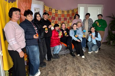 У Гришківцях на Житомирщині провели осінній майстер-клас для родин військових та переселенців