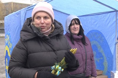Під час благодійної акції "Вогонь надії" у Луцьку зібрали 17 тисяч гривень для військових Під час благодійної акції "Вогонь надії" у Луцьку зібрали 17 тисяч гривень для військових