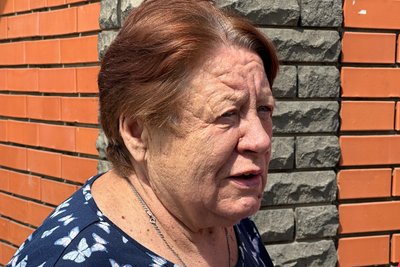 Як у селищі Новодонецьке місцеві вже два тижні живуть без електрики Як у селищі Новодонецьке місцеві вже два тижні живуть без електрики