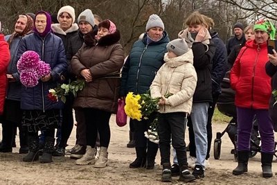 У громаді на Житомирщині відкрили Алею Героїв на честь загиблих захисників-односельчан У громаді на Житомирщині відкрили Алею Героїв на честь загиблих захисників-односельчан