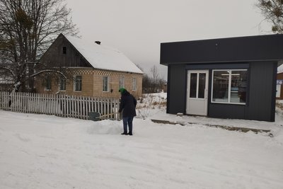 Снігові замети та нерозчищені дороги — як у громаді на Житомирщині долають наслідки негоди Снігові замети та нерозчищені дороги — як у громаді на Житомирщині долають наслідки негоди