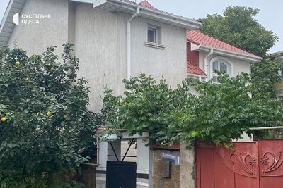 "Дуже порядні люди": сусіди про загиблу родину з п’яти людей під час негоди в Одесі "Дуже порядні люди": сусіди про загиблу родину з п’яти людей під час негоди в Одесі