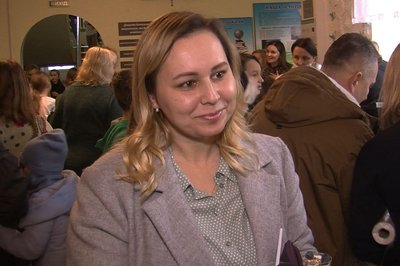 Під час шкільного ярмарку у Луцьку зібрали понад 70 тисяч гривень на авто для ЗСУ Під час шкільного ярмарку у Луцьку зібрали понад 70 тисяч гривень на авто для ЗСУ