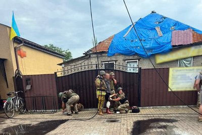 "Може, ви скажете мамі, що я дуже хочу поїхати". Як загони "Білий янгол" на Донеччині евакують дорослих та дітей "Може, ви скажете мамі, що я дуже хочу поїхати". Як загони "Білий янгол" на Донеччині евакують дорослих та дітей