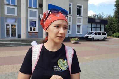 "Вони майже не виходять з "передової": у Хмельницькому знову відбувся пікет "За чіткі терміни служби" "Вони майже не виходять з "передової": у Хмельницькому знову відбувся пікет "За чіткі терміни служби"