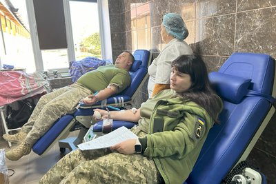 Поповнили банк крові на 22 літри: у місті на Рівненщині майже півсотні людей стали донорами Поповнили банк крові на 22 літри: у місті на Рівненщині майже півсотні людей стали донорами