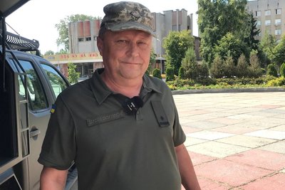 У Житомирі 153 окремій механізованій бригаді передали мобільну автомайстерню українського виробництва