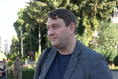 Андрій Зубенко на прощанні з Ігорем Приступою Андрій Зубенко на прощанні з Ігорем Приступою