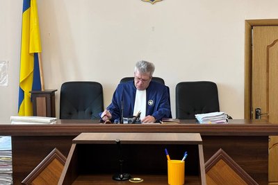 Обвинувачують у виправдовуванні агресії РФ: суд продовжує розгляд справи вчительки з Житомира Обвинувачують у виправдовуванні агресії РФ: суд продовжує розгляд справи вчительки з Житомира