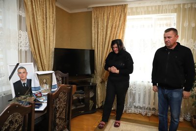Загиблого оборонця з Вінниччини нагородили відзнакою "Хрест хоробрих"