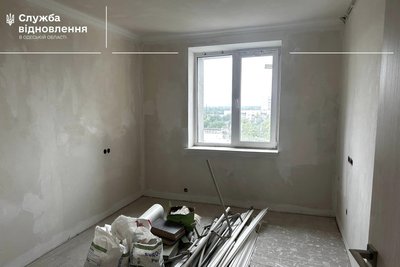 На Одещині продовжують капремонт зруйнованої ракетою дев'ятиповерхівки у Сергіївці На Одещині продовжують капремонт зруйнованої ракетою дев'ятиповерхівки у Сергіївці