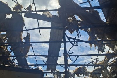 Наслідки російського удару по підприємству у Немишлянському районі Харкова Наслідки російського удару по підприємству у Немишлянському районі Харкова