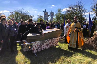 Хлопець з Україною в серці. На Миколаївщині попрощалися з захисником Маріуполя