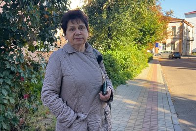 "Зірвався КАБ-250 і мене в хаті завалило дахом": своїми історіями поділилися переселенці, яку прибули на Рівненщину "Зірвався КАБ-250 і мене в хаті завалило дахом": своїми історіями поділилися переселенці, яку прибули на Рівненщину