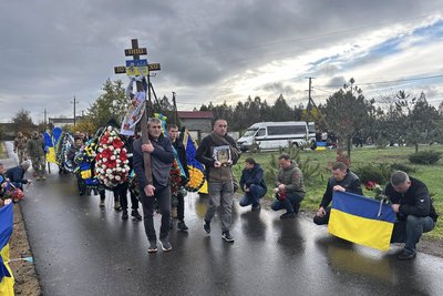 "Добрий й щирий": на Одещині попрощалися з військовим Ігорем Колісніченком "Добрий й щирий": на Одещині попрощалися з військовим Ігорем Колісніченком