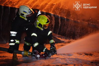 Росія атакувала Одещину: пожежі на інфраструктурі та шестеро постраждалих