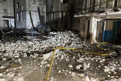 У Охтирці БпЛА влучив у багатоповерхівку У Охтирці БпЛА влучив у багатоповерхівку